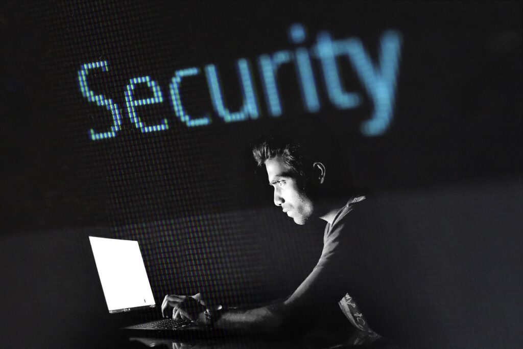 Cercetătorii de securitate au spart OpenAI cu ajutorul lui Claude de la Anthropic